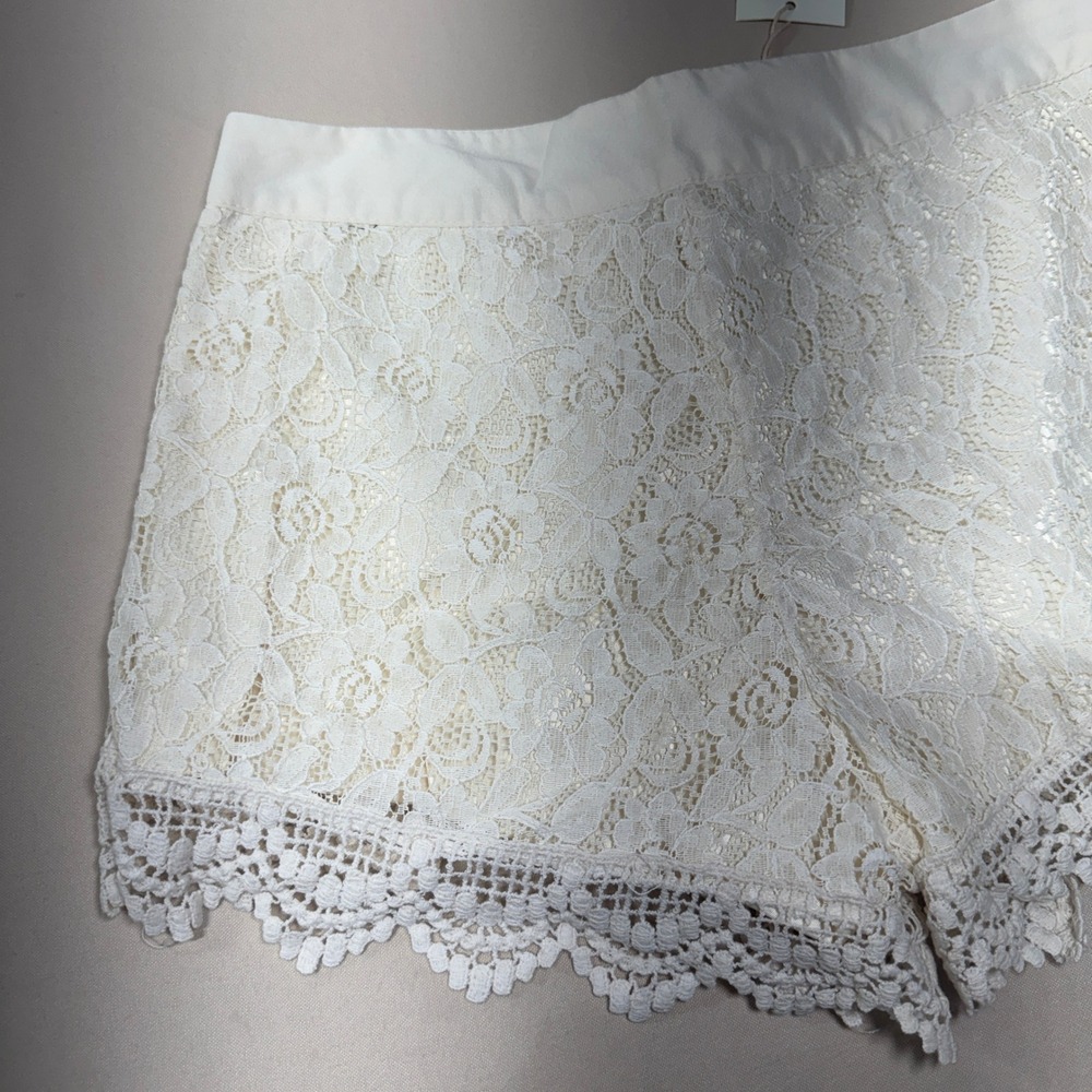 Raga Eggshell White Floral Lace Crochet Trim Shorts Women's Large RUNS SMALLNWT - Picture 10 of 12